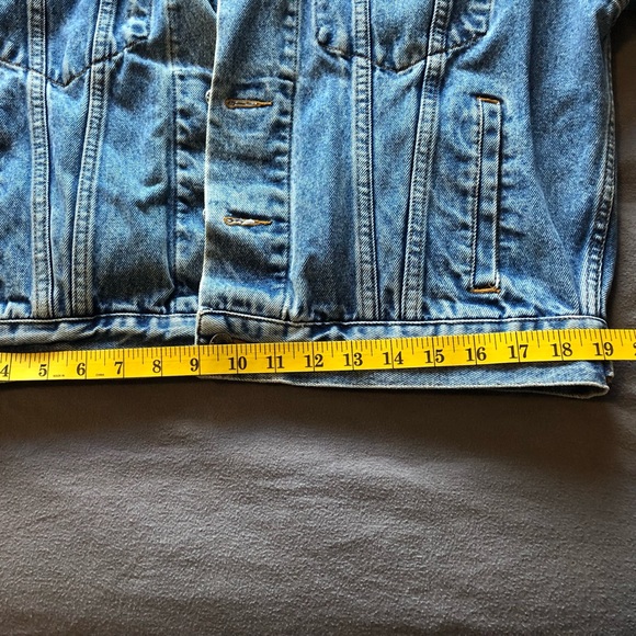 Vintage Denim Jacket - Picture 7 of 10